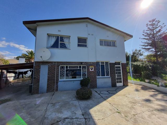 3 Bedroom Property for Sale in Langerug Western Cape